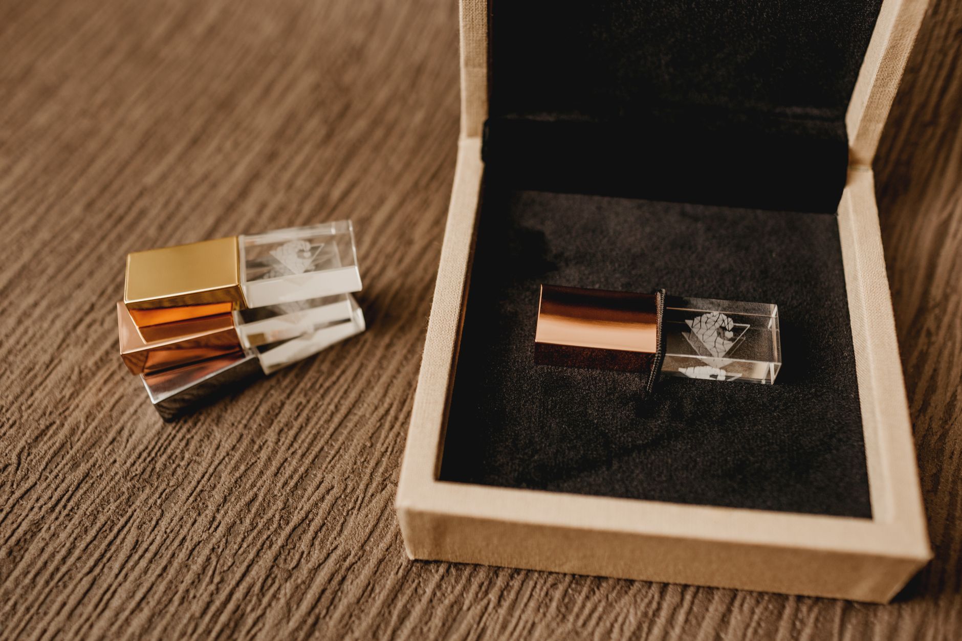 2. Personalizowana fotoksiążka premium — klasyczna pamiątka w eleganckim wydaniu