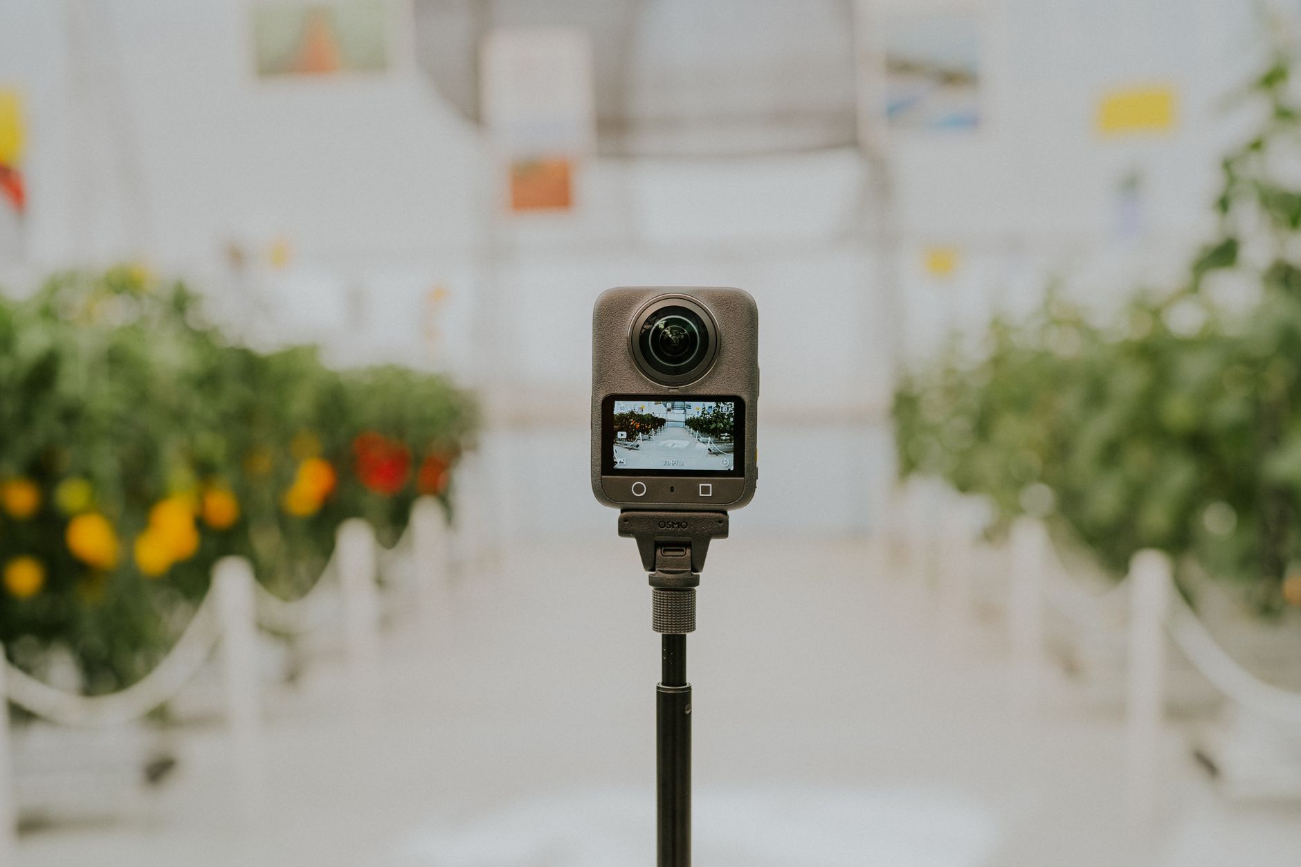 6. Videobudka 360 lub stanowisko do nagrań — mocny efekt wow, ale nie dla każdego budżetu