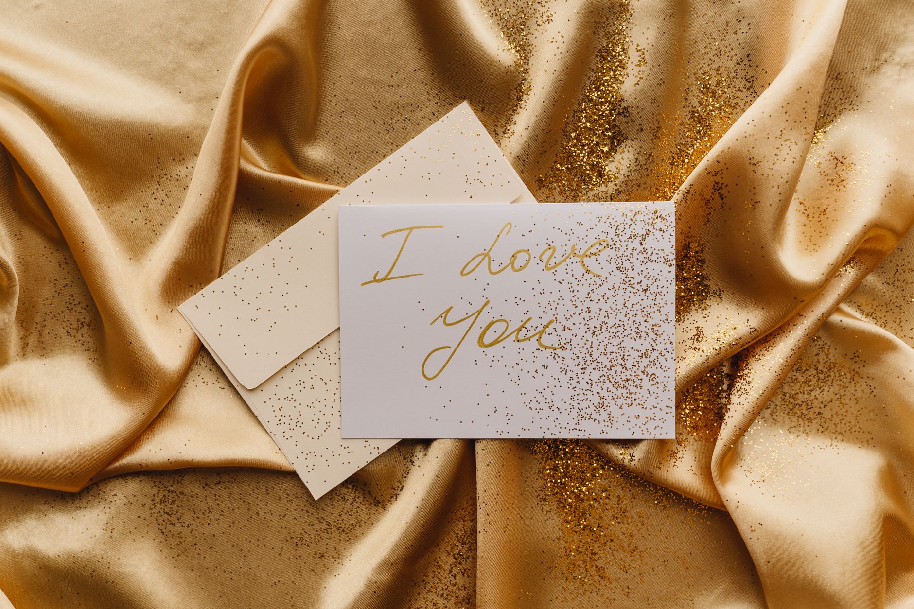 How to write wedding wishes for a gift voucher?